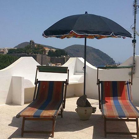Villa Alba Chiara Lipari  Buitenkant foto
